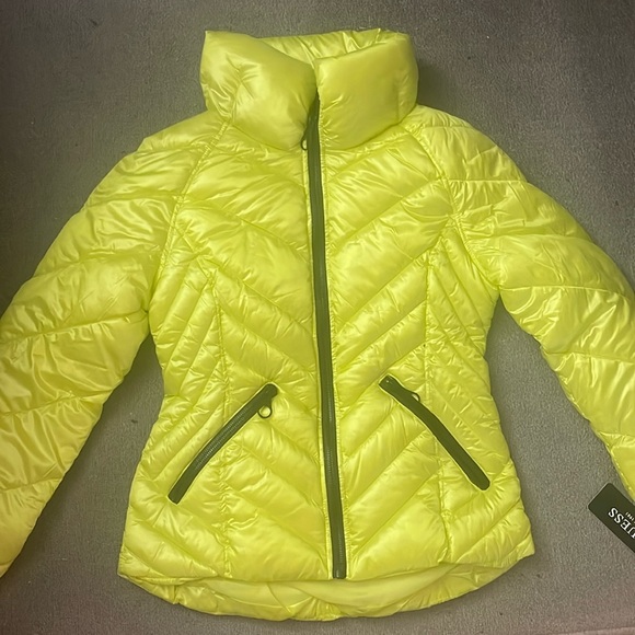 Guess Puffer jacket New size S neon color - Picture 1 of 4